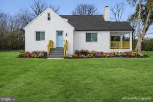 featured image of 3213 Greencastle Rd