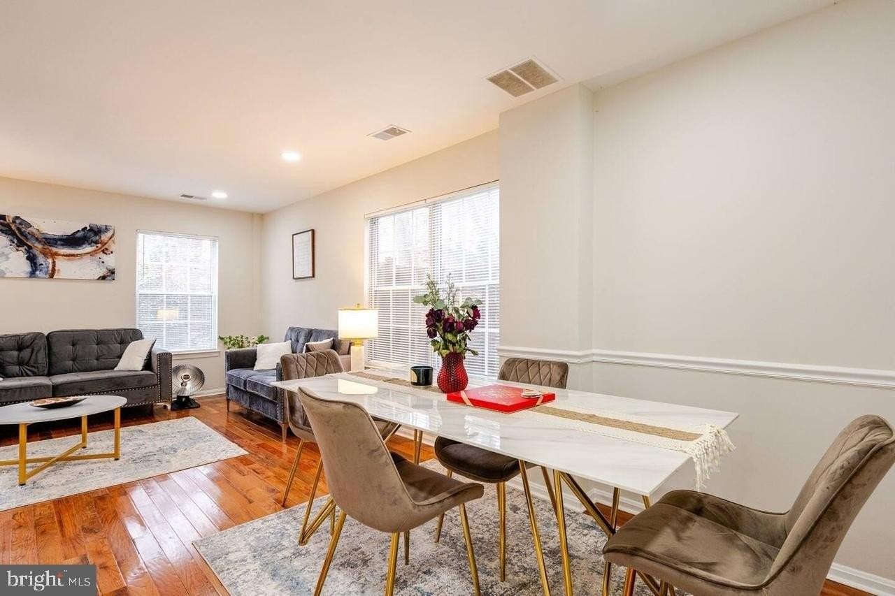 6932 Storch Cir - Photo 4 of 27