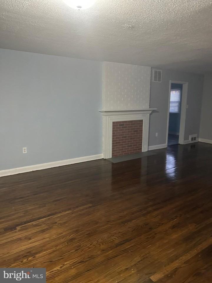 148 Onondaga Dr - Photo 5 of 18