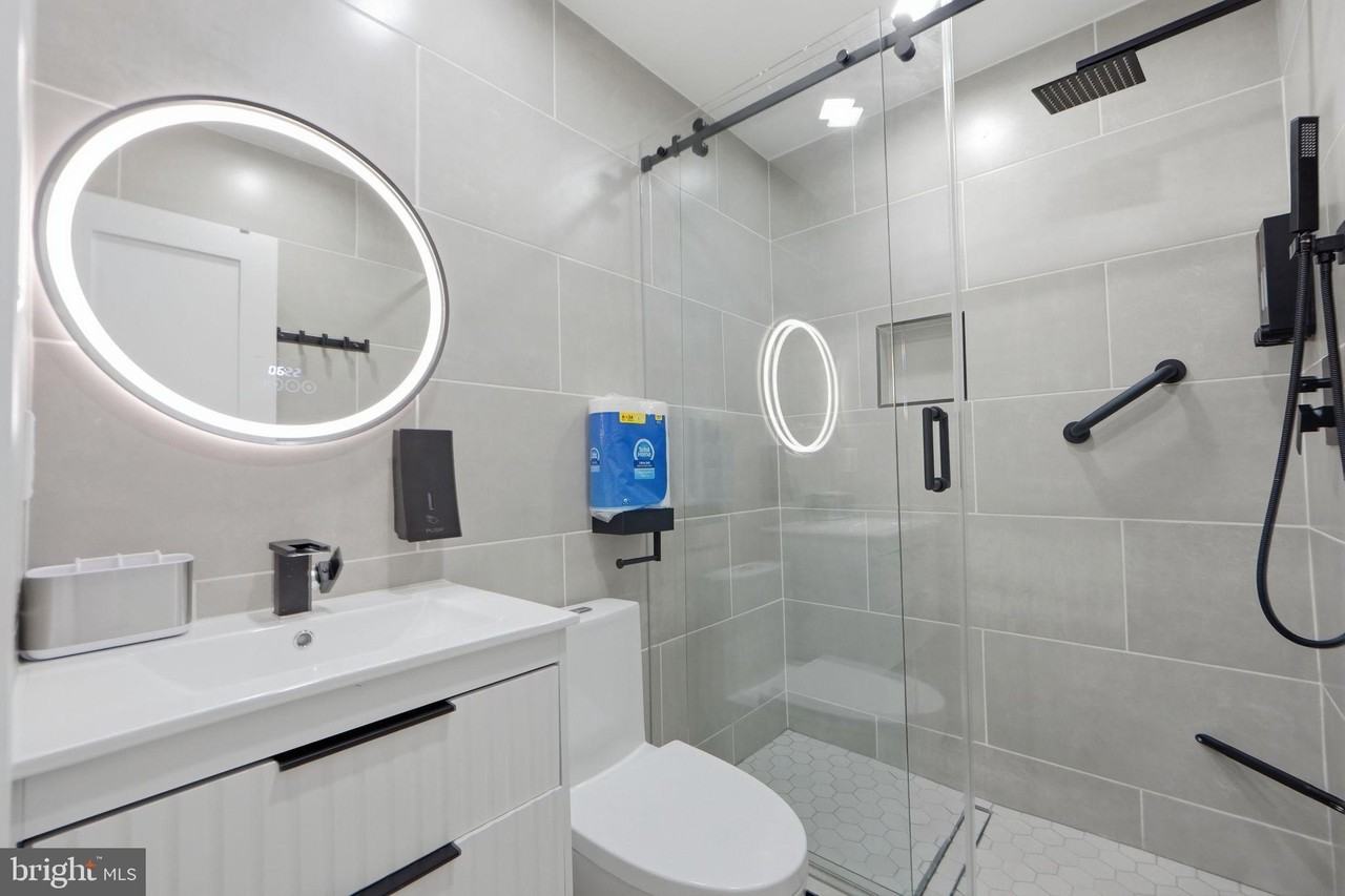 6314 Barrs Ln Rm Only - Photo 2 of 48