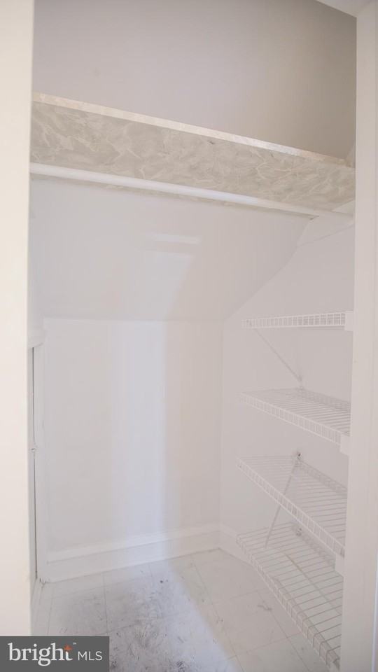 340 Kingston Ave Unit B - Photo 7 of 20