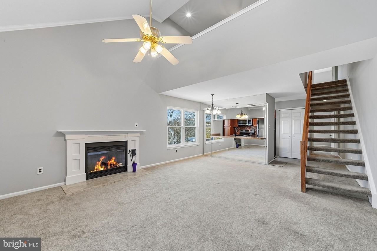 401 Park Place Dr - Photo 3 of 25