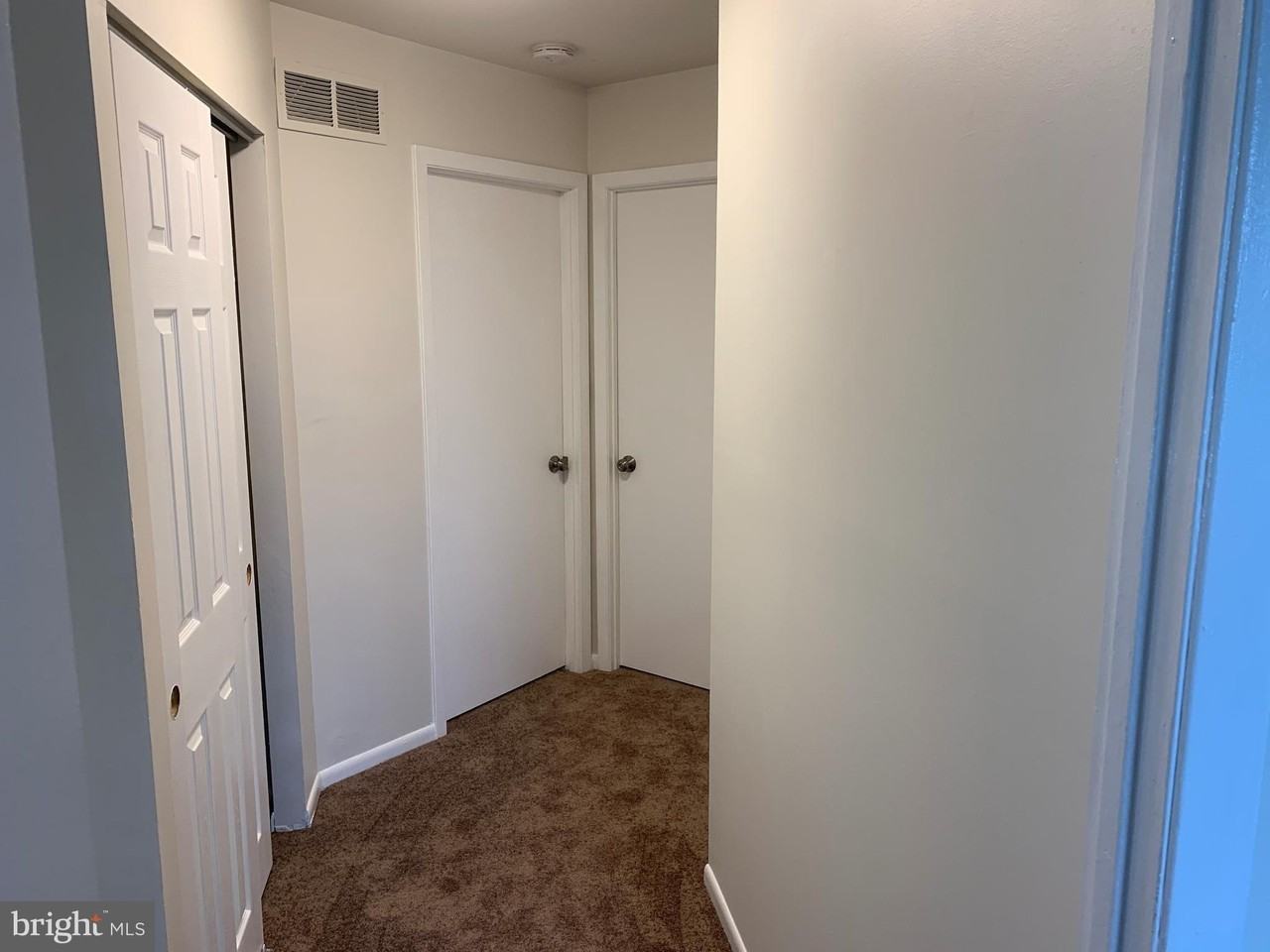 954 Browning Pl - Photo 3 of 12