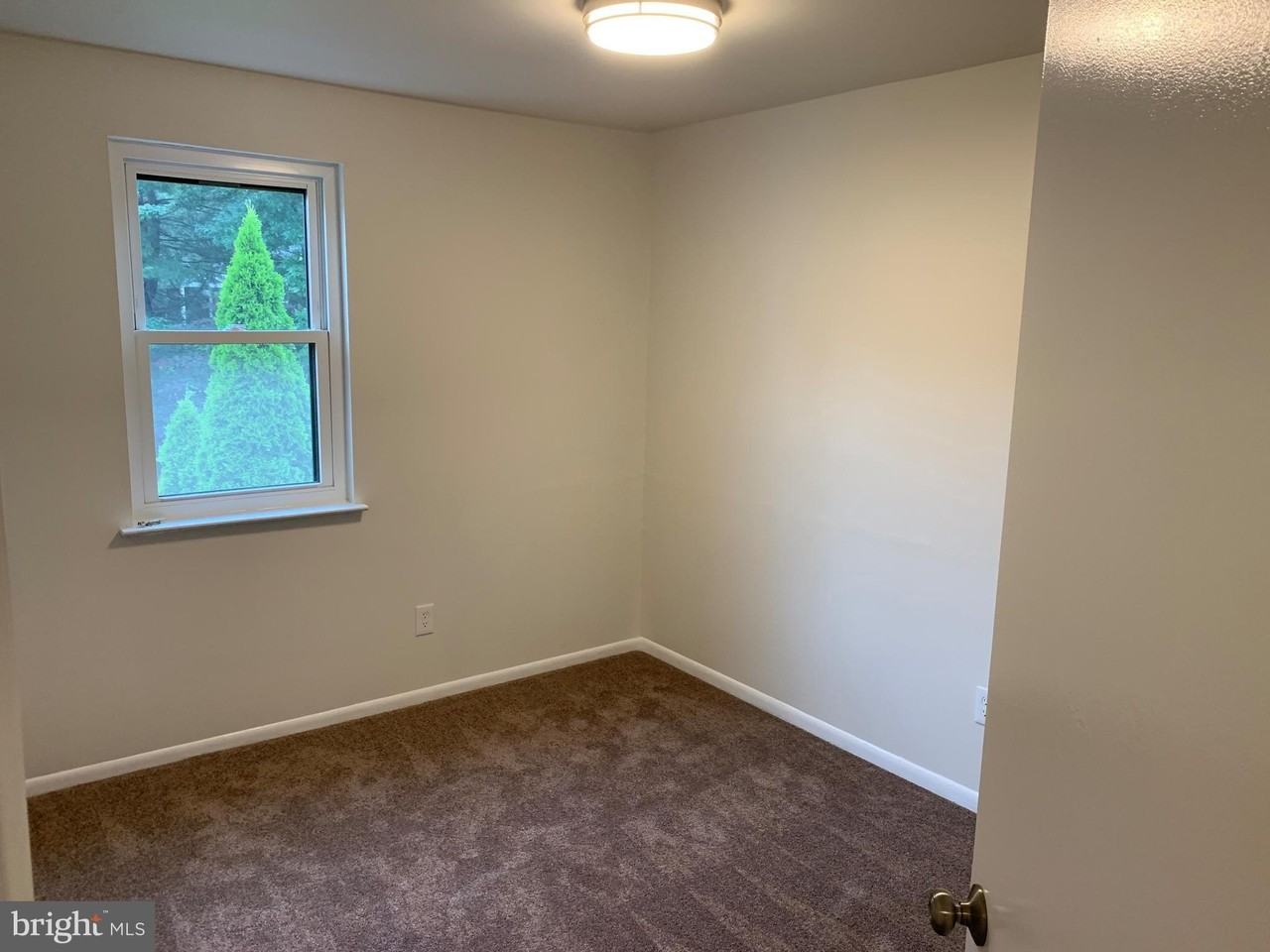 954 Browning Pl - Photo 6 of 12