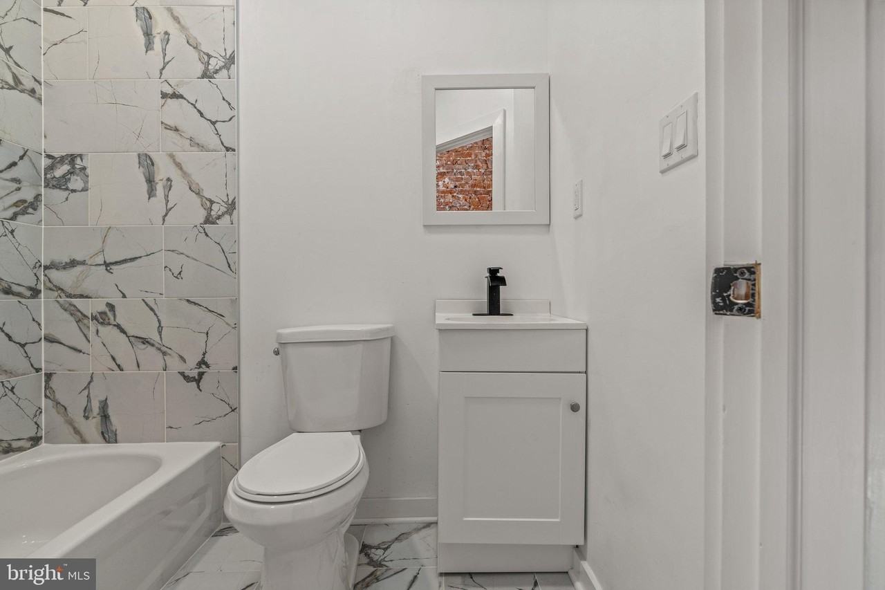 1332 W Toronto St Unit B - Photo 4 of 10