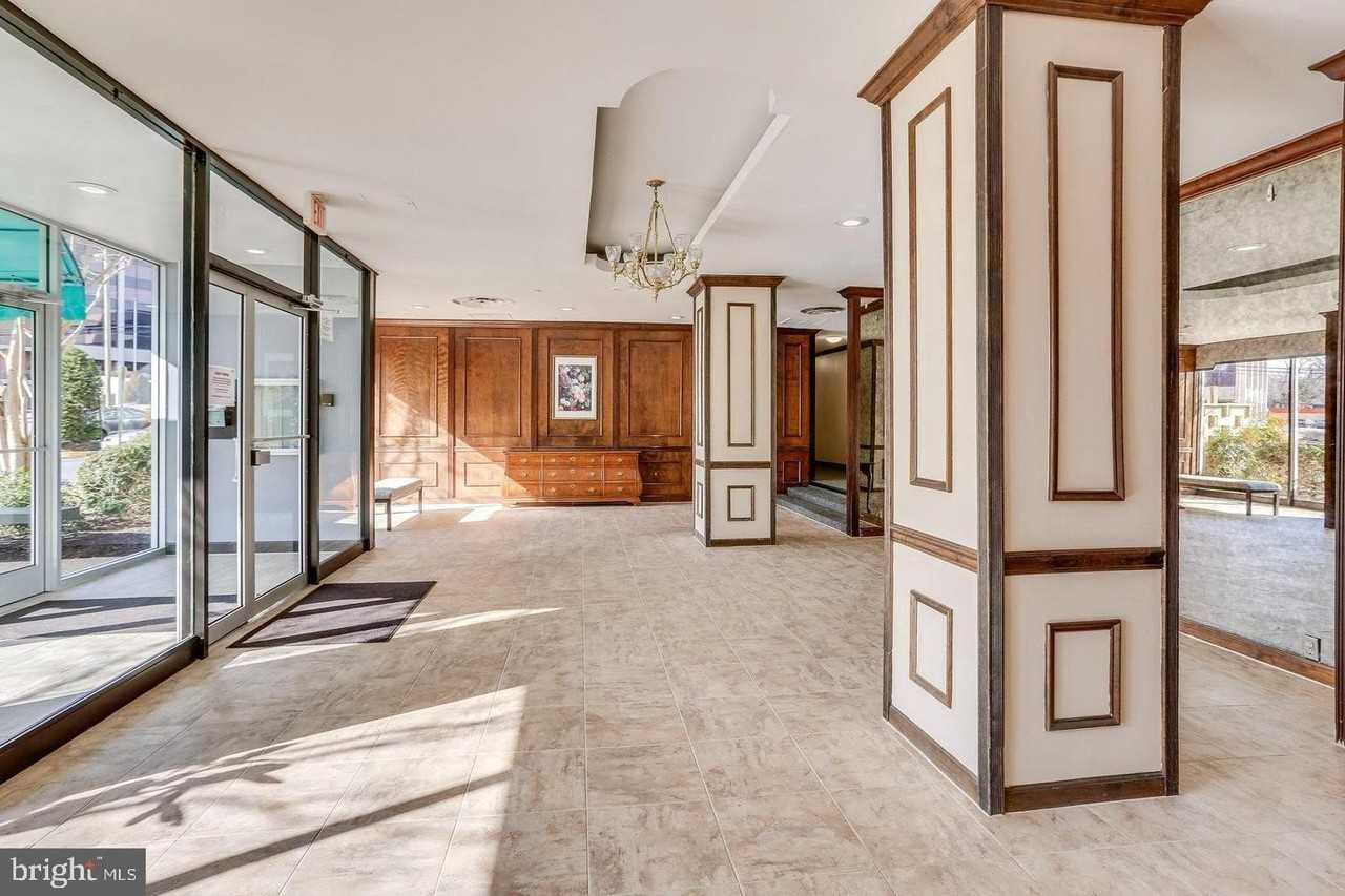 5565 Columbia Pike Apt 606 - Photo 2 of 16