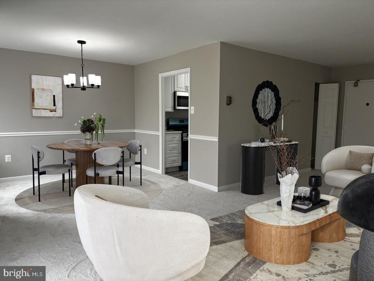 5565 Columbia Pike Apt 606 - Photo 5 of 16