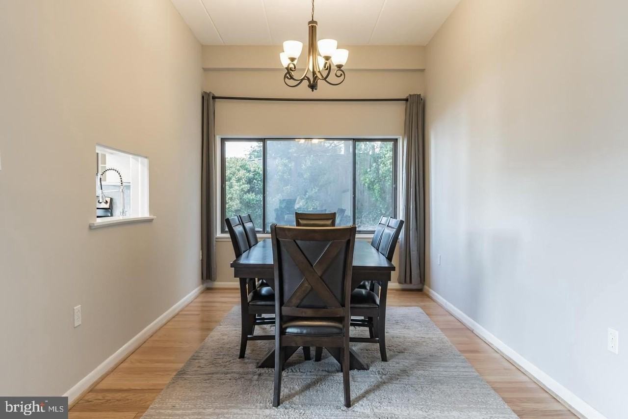 130 Roberts Ln Apt 101 - Photo 3 of 34