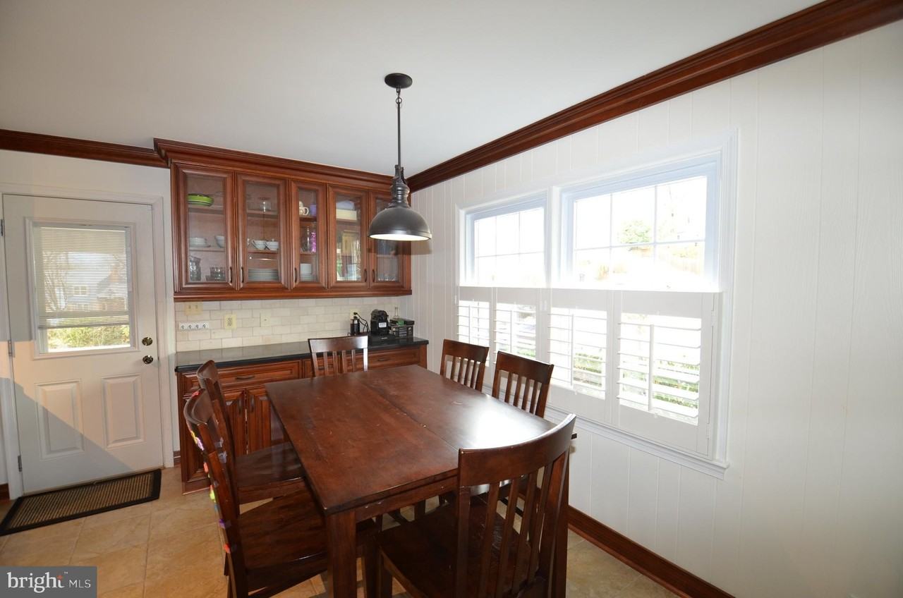 6901 Stoneybrooke Ln - Photo 6 of 14