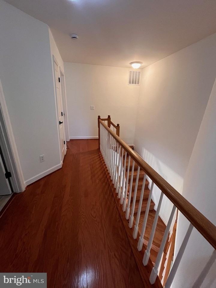 14274 Madrigal Dr - Photo 7 of 23