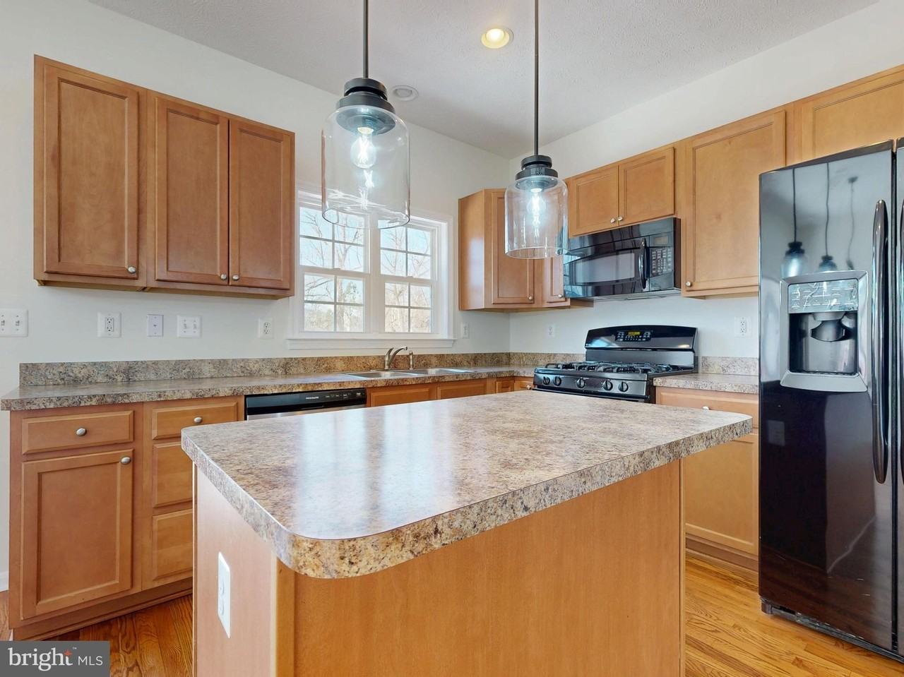 110 Compass Cv - Photo 6 of 32