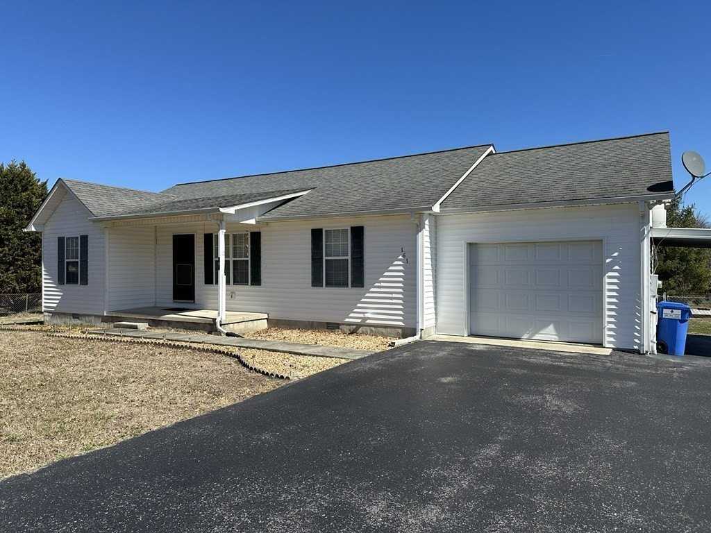 161 Charleston Rd - Photo 3 of 23