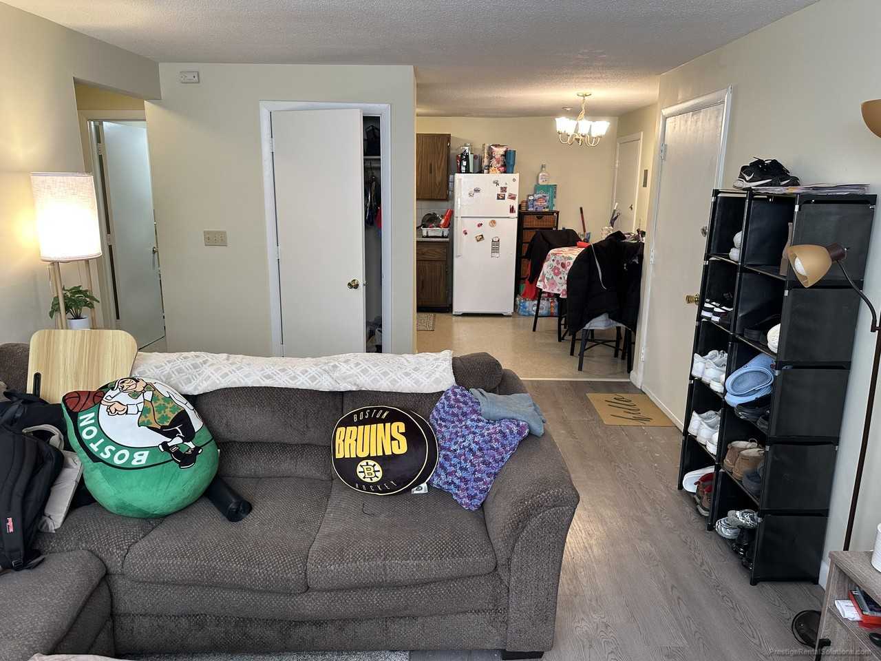 40 Dinan Dr #1 - Photo 2 of 12