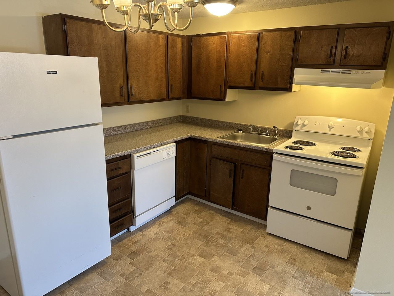 Dinan Dr #24 - Photo 4 of 13