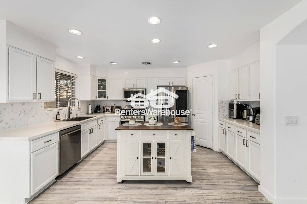 14122 W Rosewood Dr - Photo 6 of 23