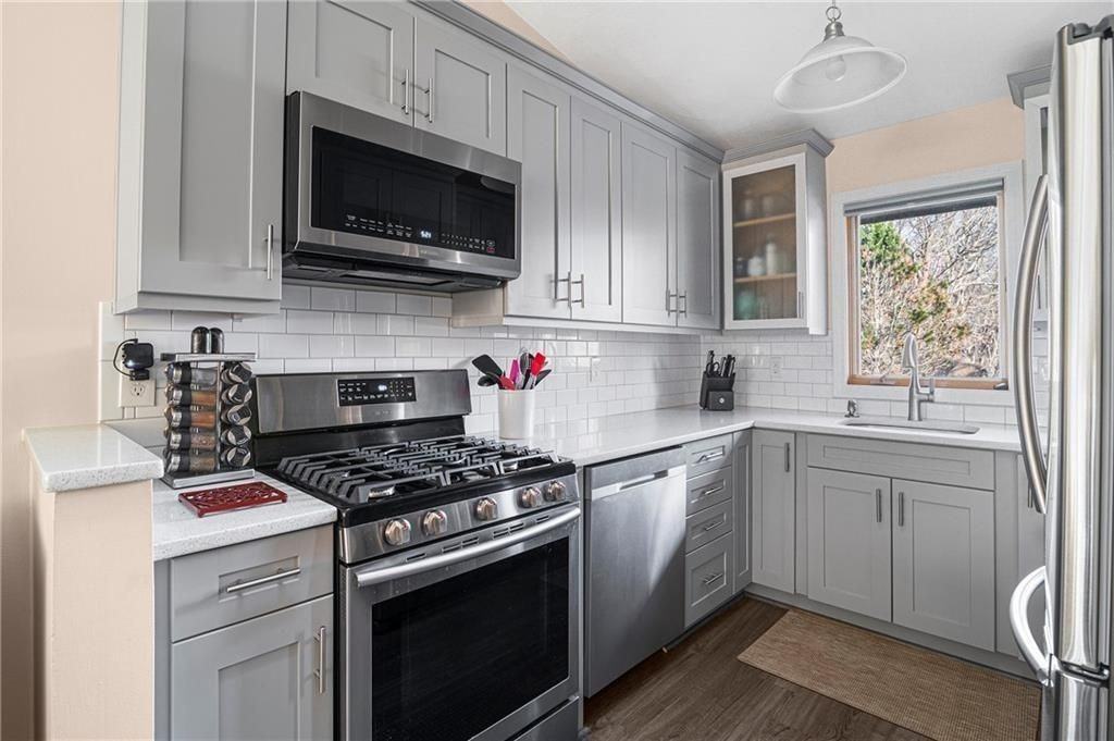30 Acorn Ct ##G1 - Photo 2 of 19