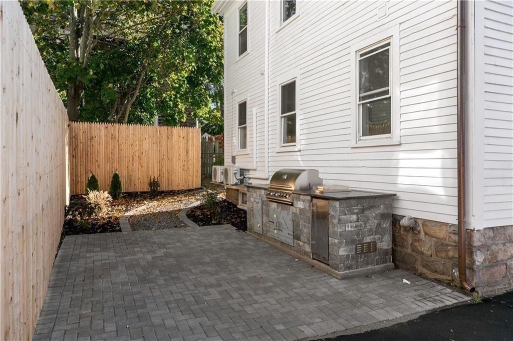 131 Broadway ##2 - Photo 3 of 19