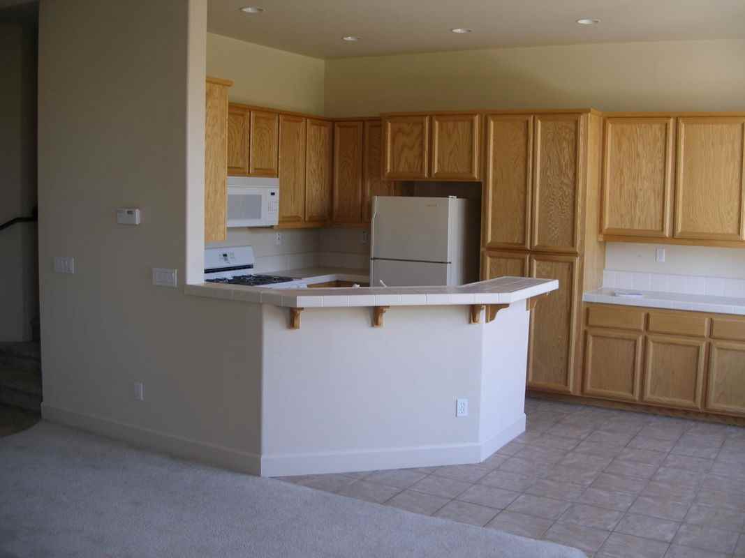 7712 Crown Heights Ct - Photo 2 of 10