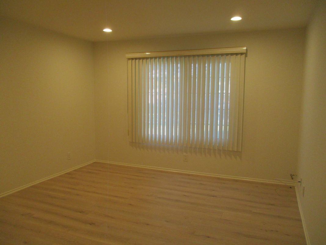 3802 Dunford Ln ##D - Photo 4 of 15