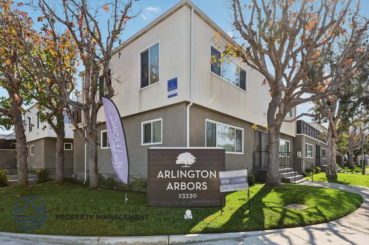 The Gardens on Arlington - Photo 2 of 31