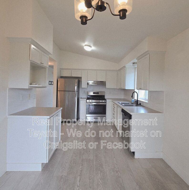 4787 Oyster Dr - Photo 5 of 14