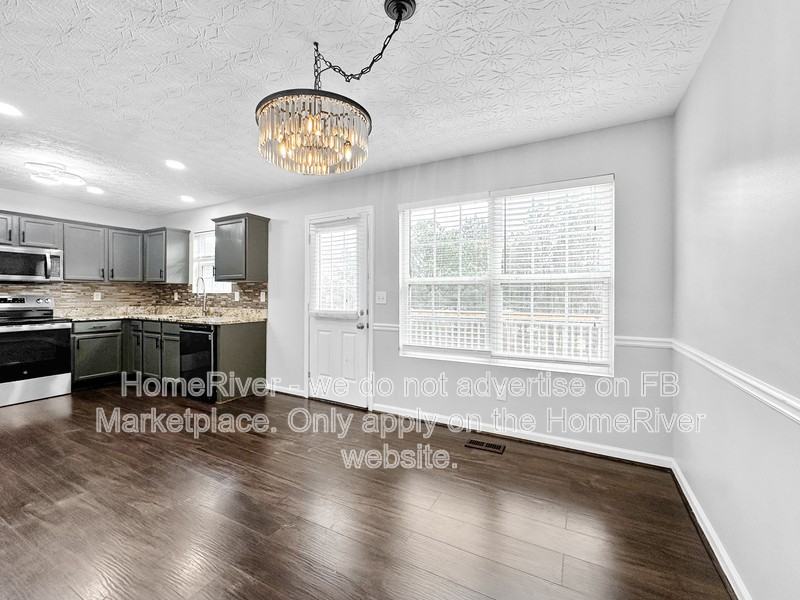 105 Aprils Way - Photo 4 of 27