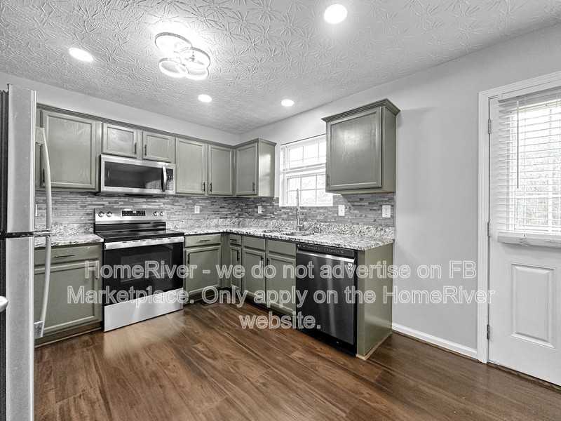 105 Aprils Way - Photo 6 of 27