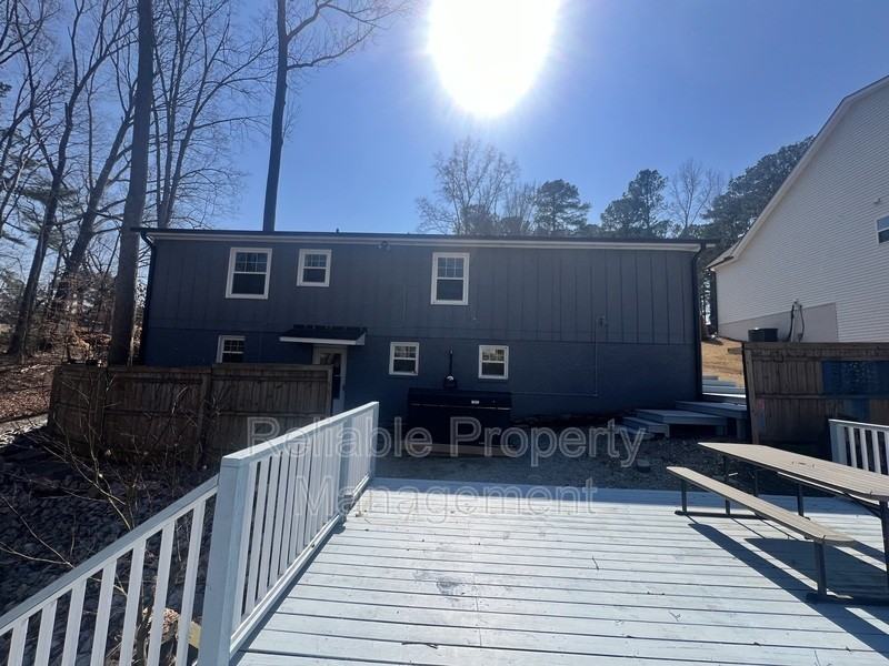 222 Oakdale Ave - Photo 2 of 18