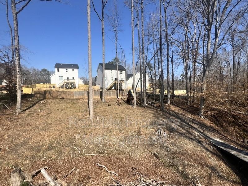 222 Oakdale Ave - Photo 3 of 18