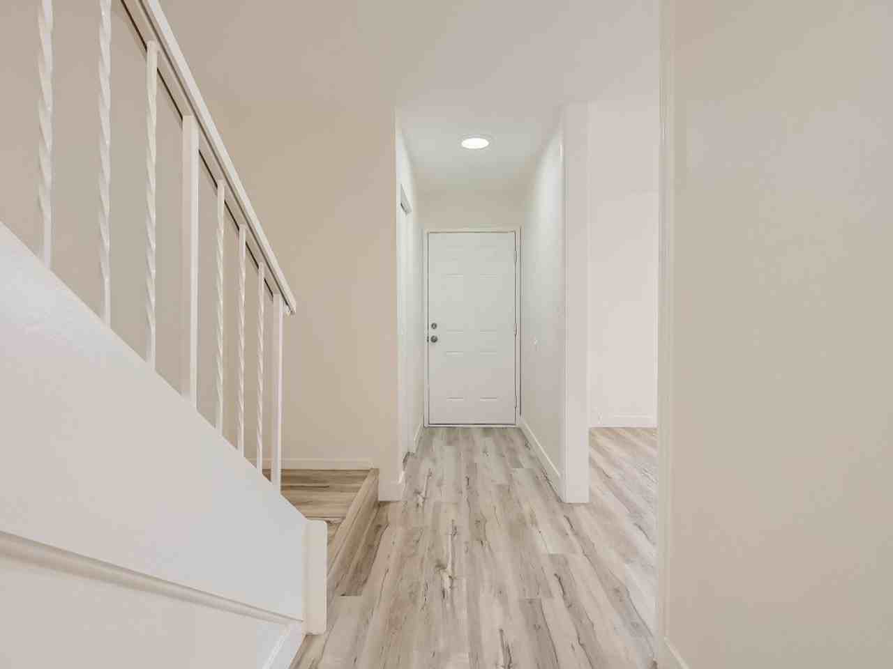 888 Tam O Shanter - Photo 2 of 12