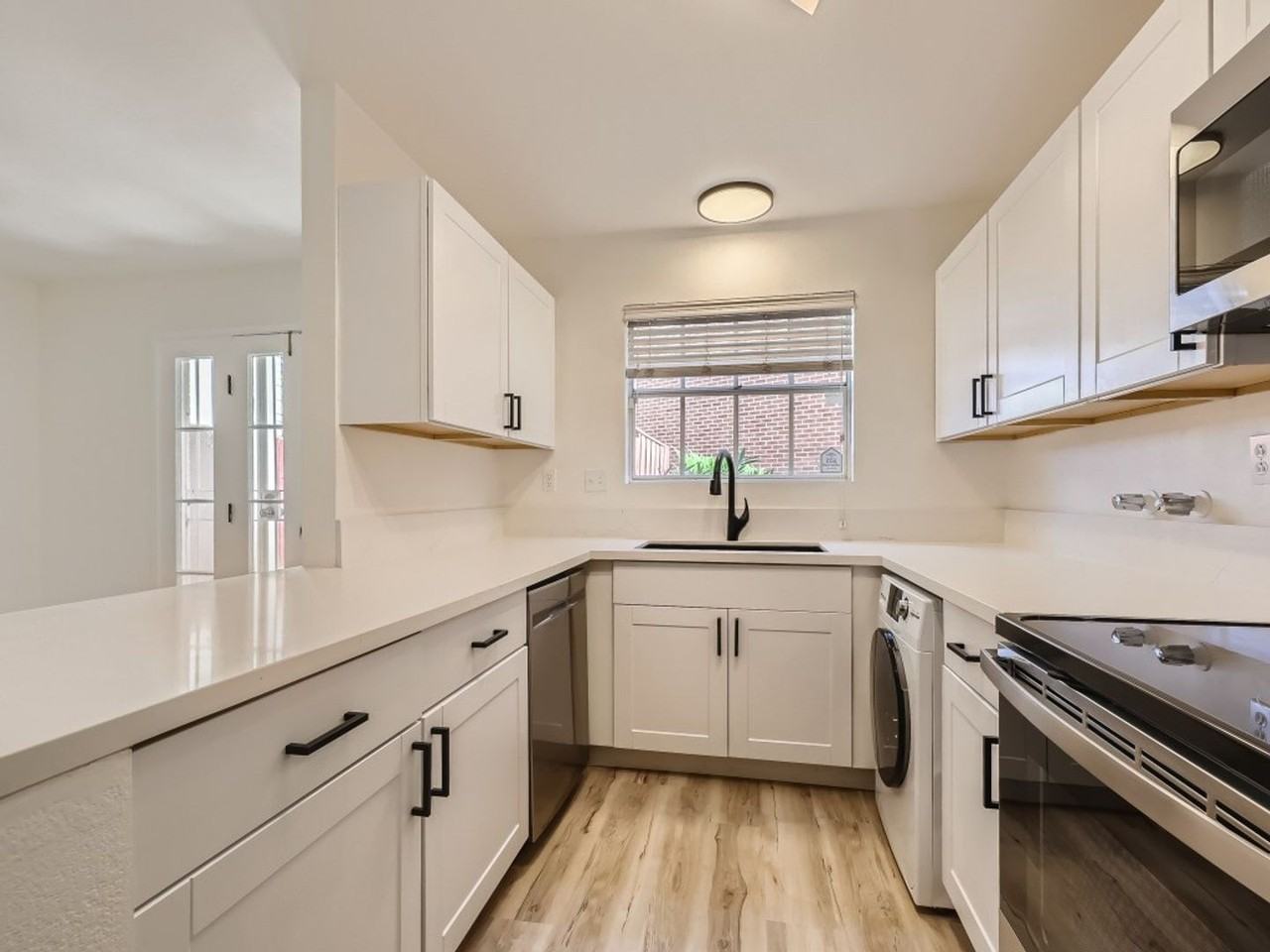 888 Tam O Shanter - Photo 5 of 12