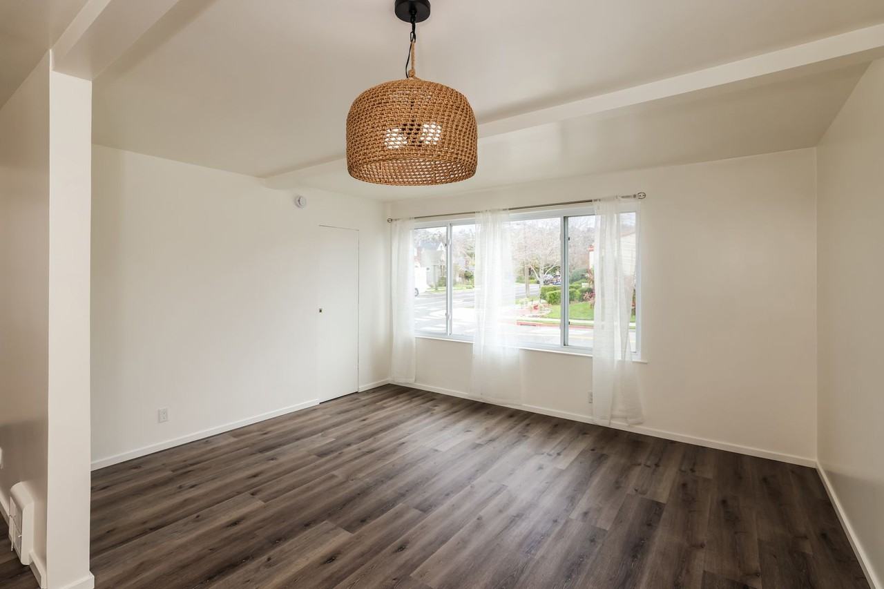 1350 Washington Ave - Photo 7 of 26