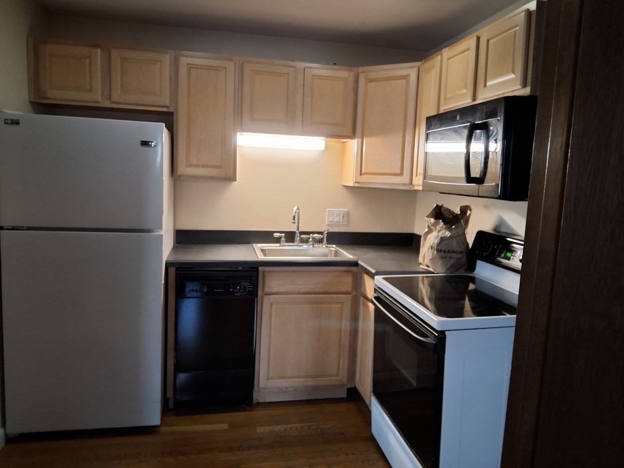 199 Prospect St #2 - Photo 6 of 15