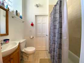 1501 N Sedgwick St - Photo 1 of 1