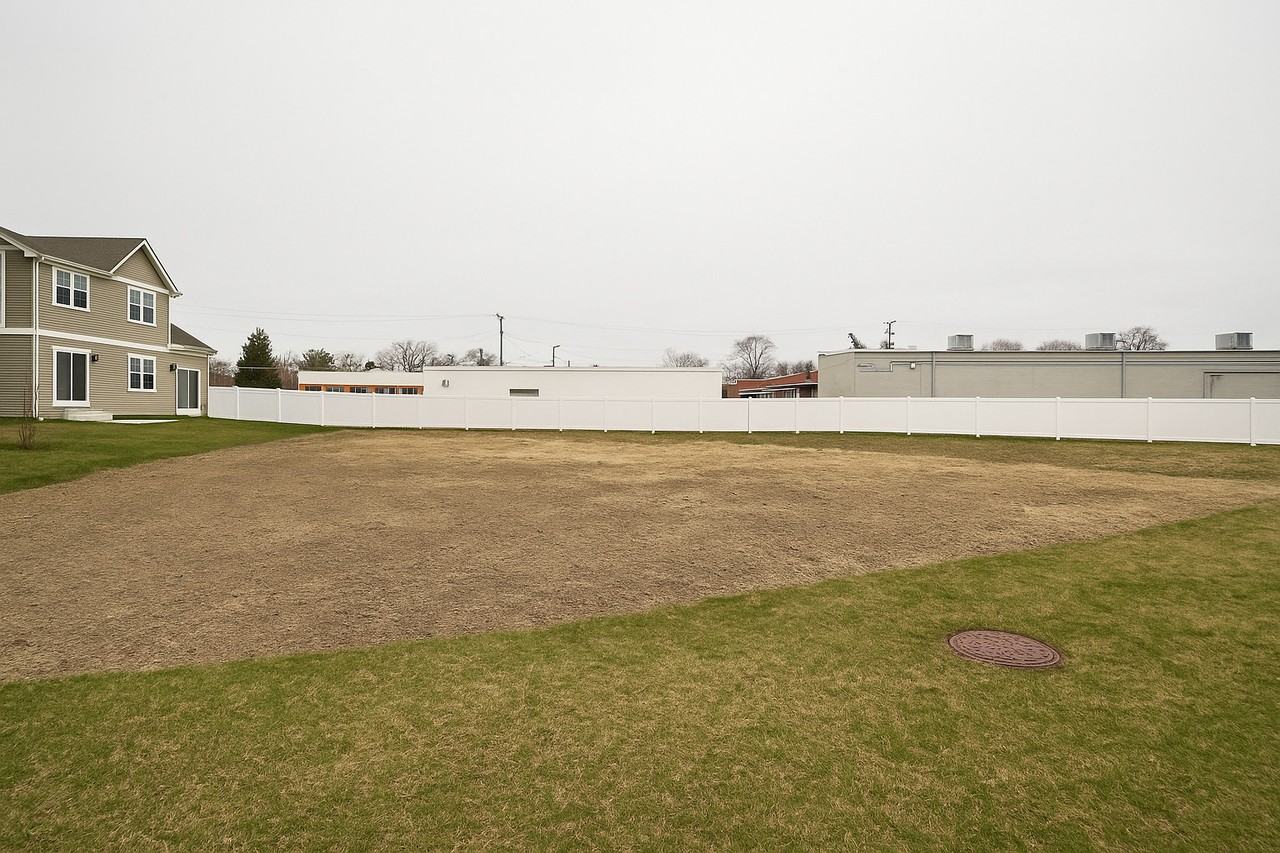 10723 Clocktower Dr - Photo 2 of 31