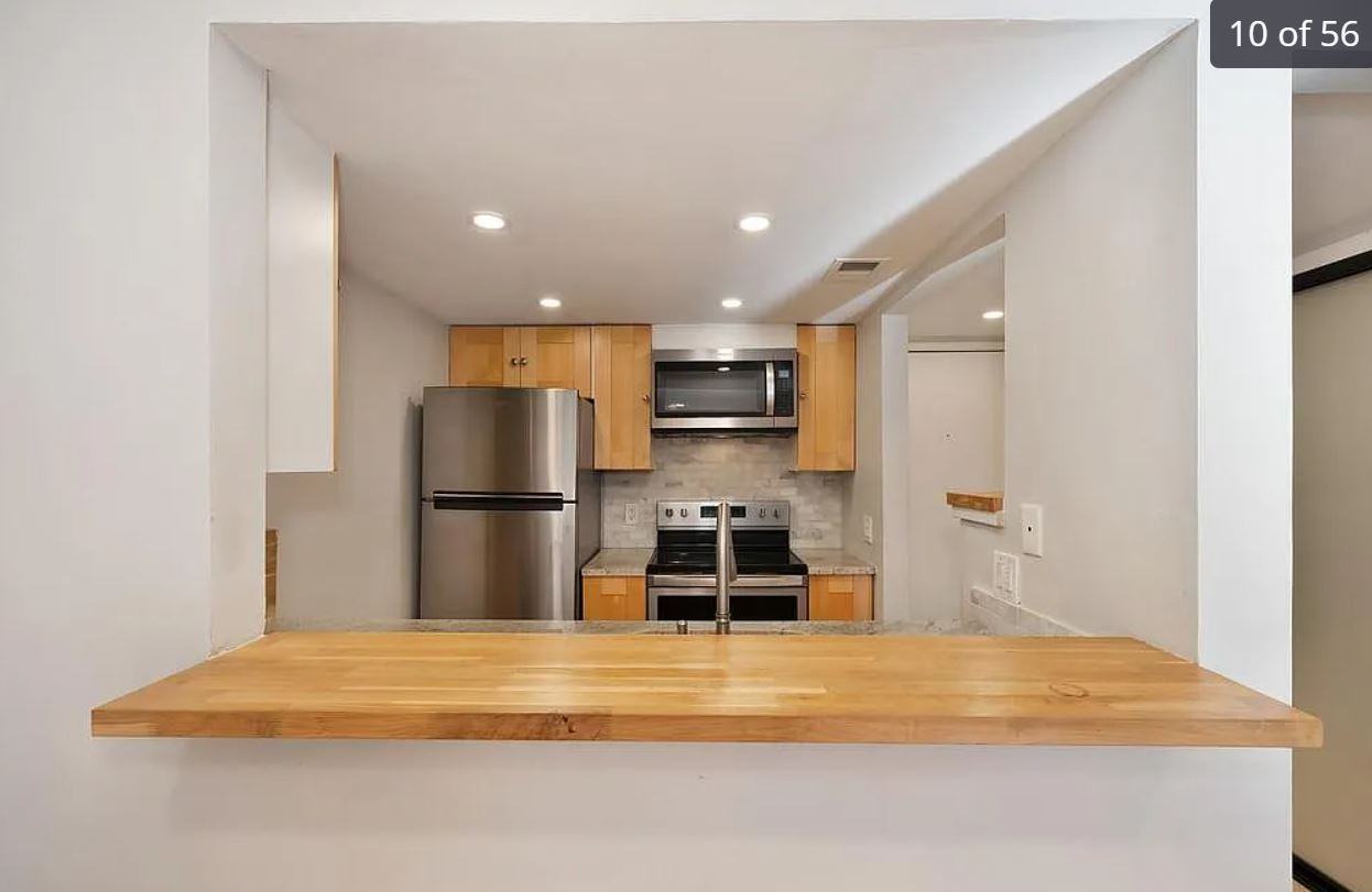 915 Fulton Ave - Photo 5 of 10