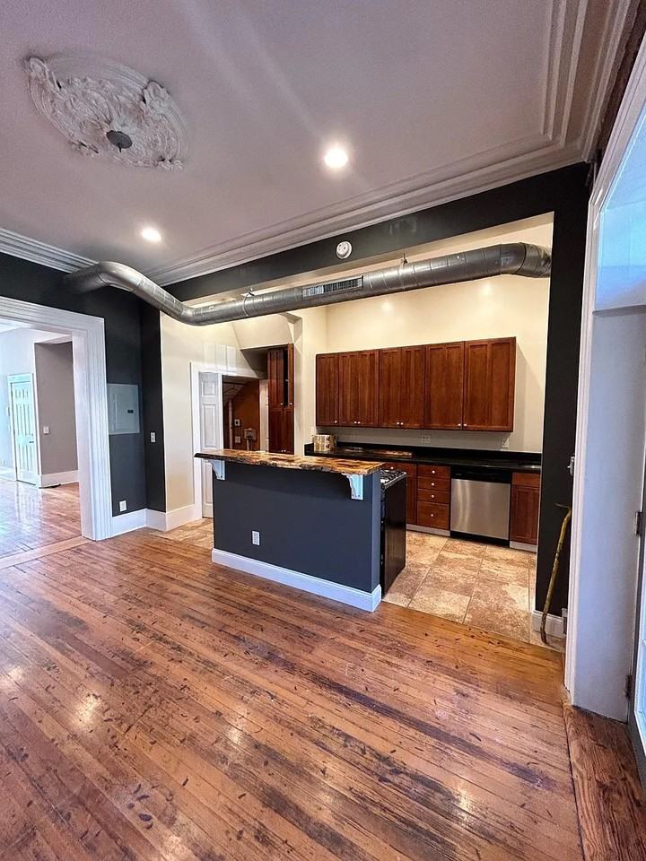 294 Lark St #A1A - Photo 3 of 4