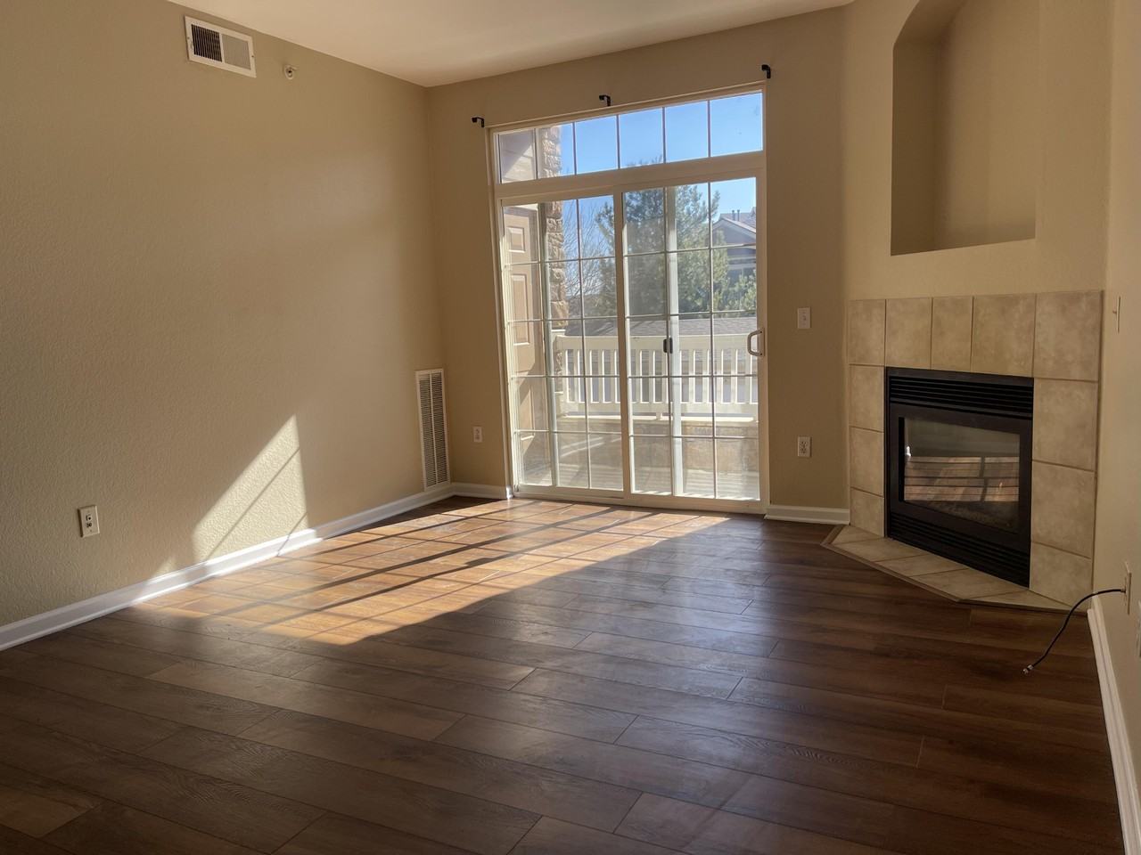 7440 S Blackhawk St - Photo 7 of 21