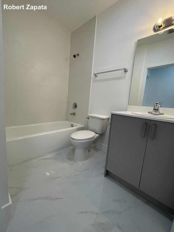 3351 W 10th Ave #D34 - Photo 5 of 7