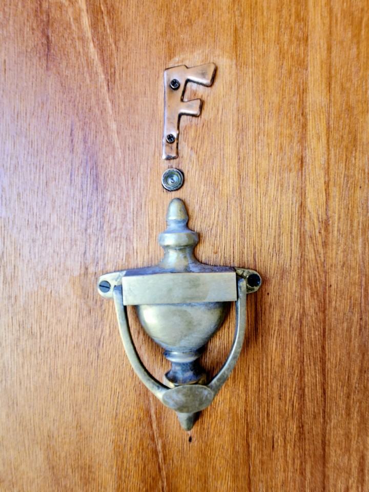 2115 Gold Ave Se - Photo 2 of 19