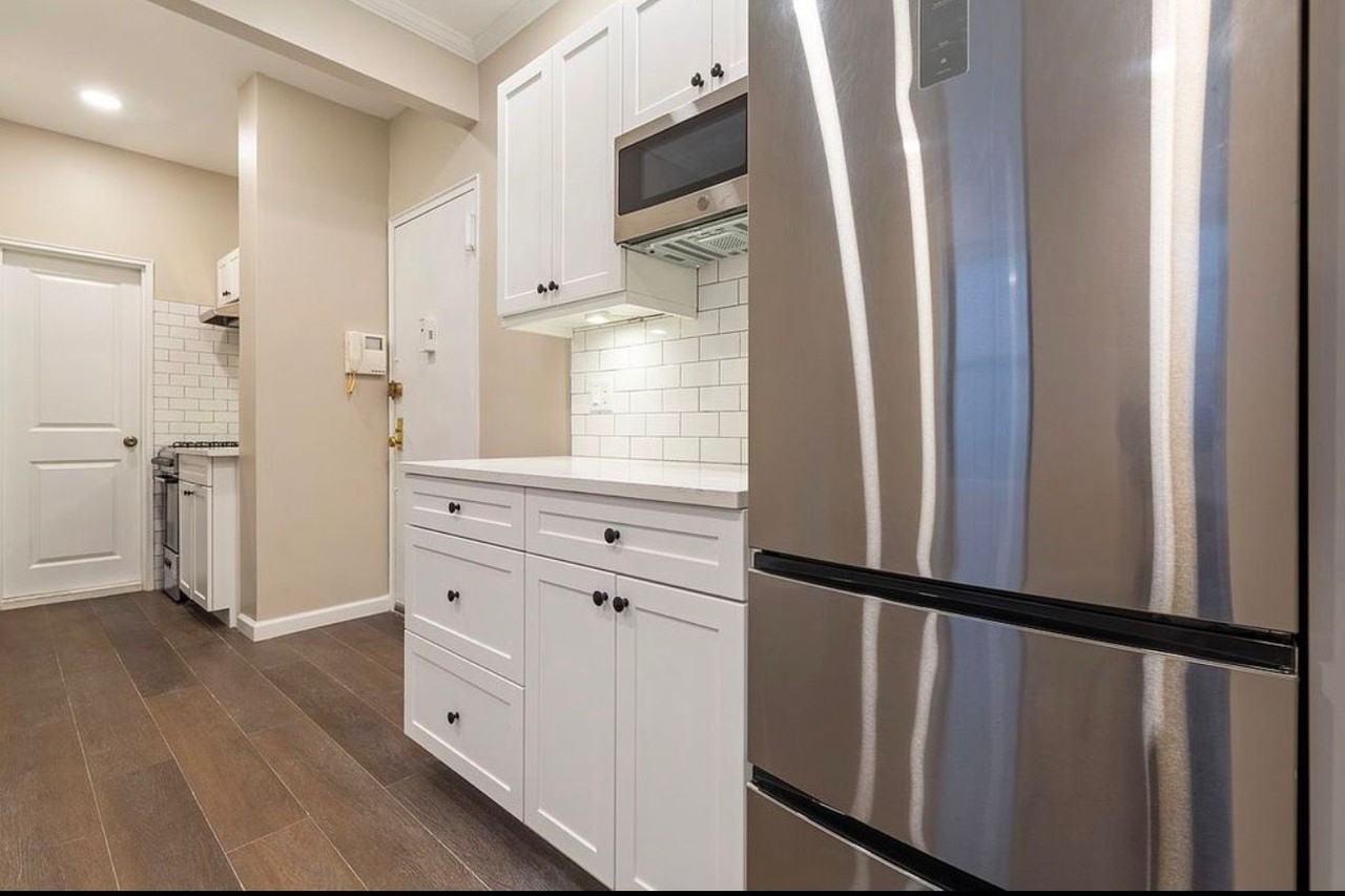 4 W 101st St #3555 - Photo 2 of 5