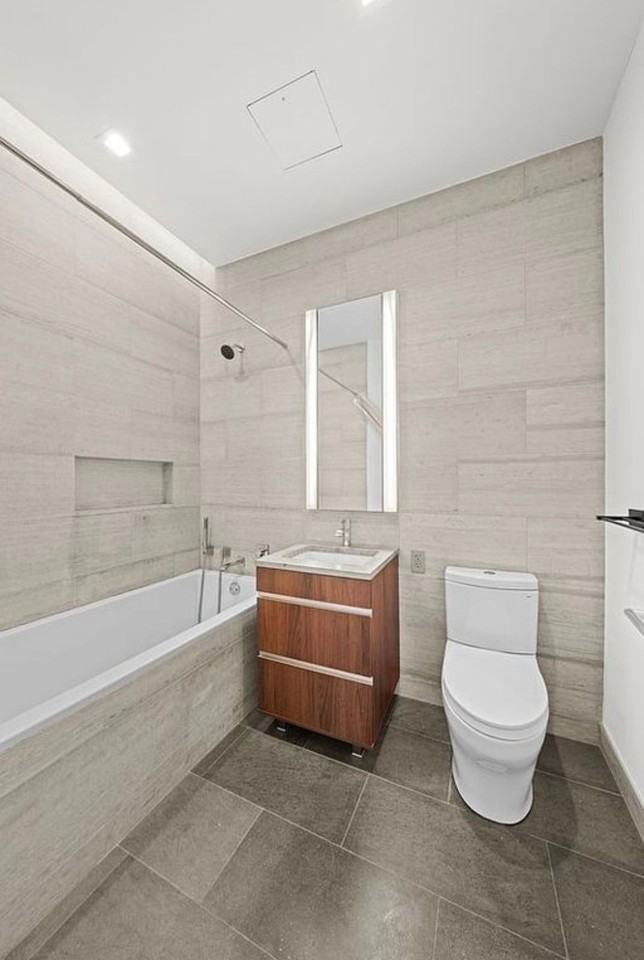 2121 31st St #3222 - Photo 5 of 7