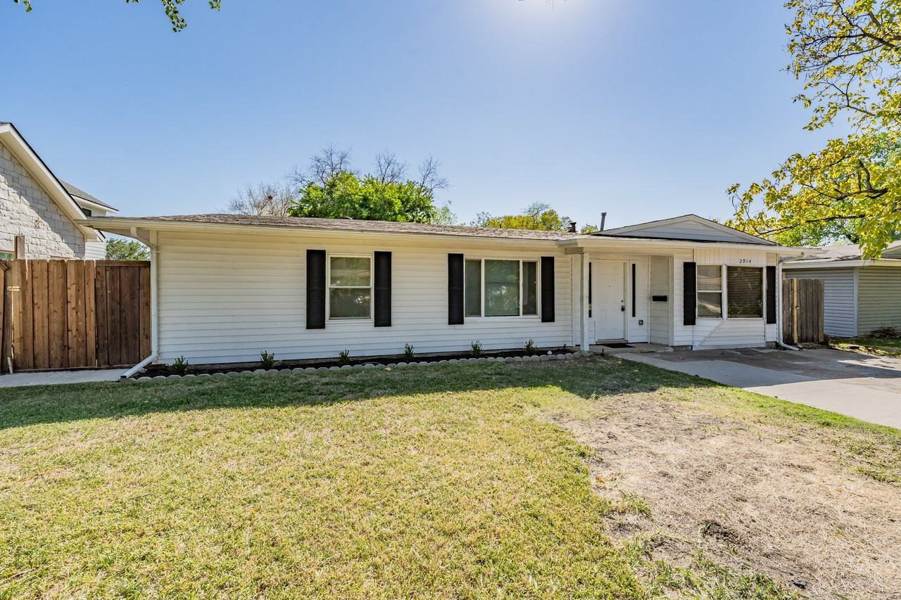 2914 Scottsbluff Dr - Photo 2 of 38