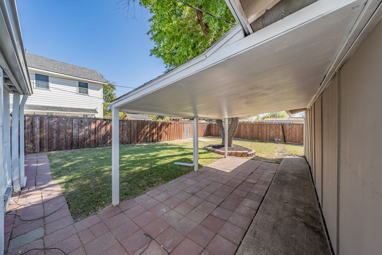 2914 Scottsbluff Dr - Photo 4 of 38