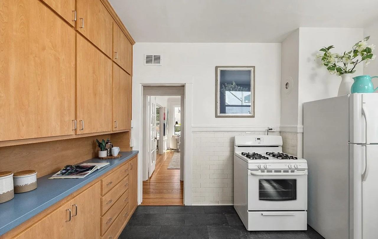 147 Day St #2 - Photo 2 of 23