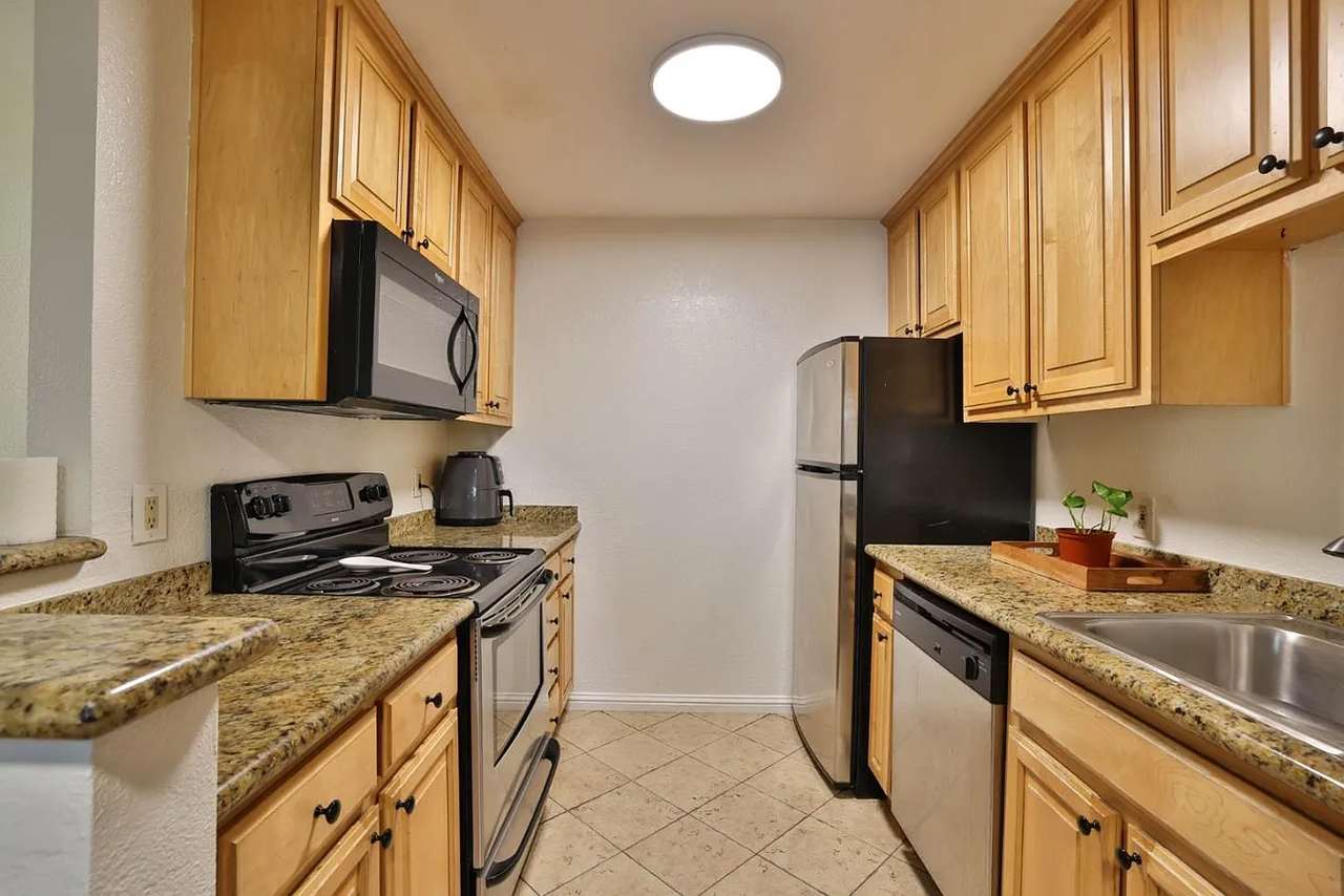 171 Monte Verano Ct - Photo 5 of 20