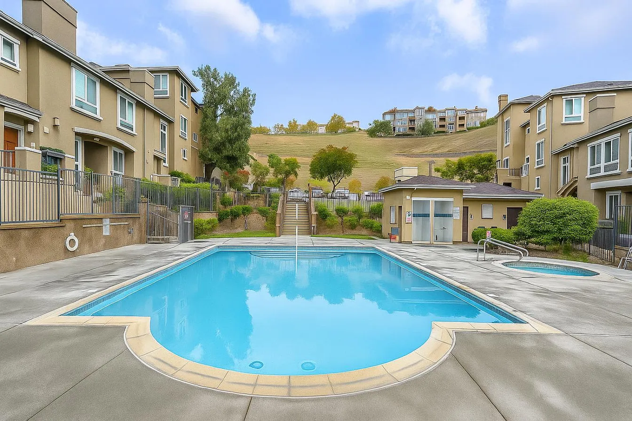 473 Tower Hill Ave - Photo 3 of 27