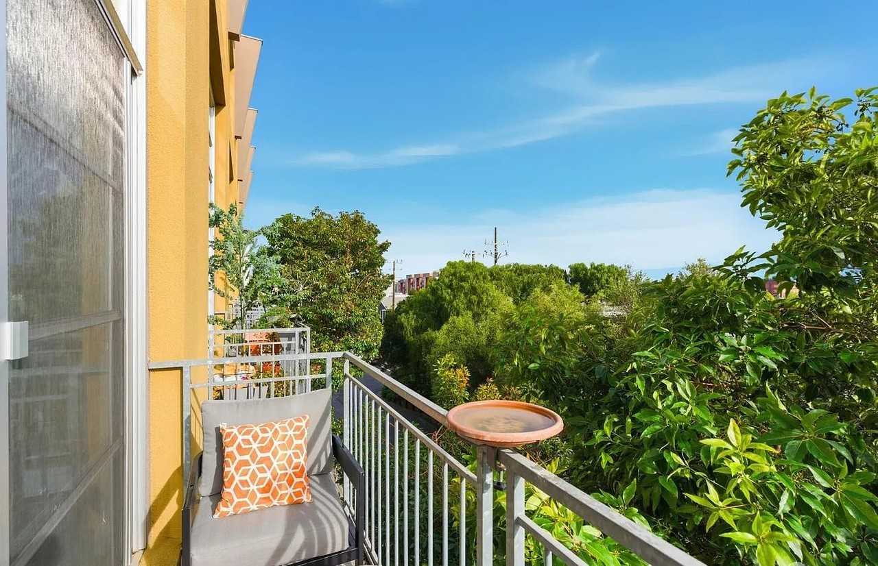 1310 Minnesota St #203 - Photo 5 of 28