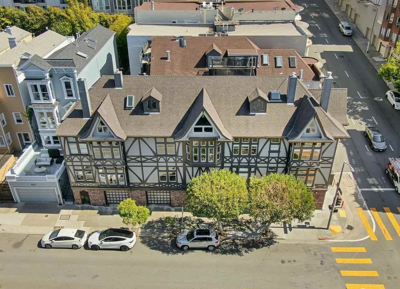 1699 Vallejo St #1 - Photo 6 of 17