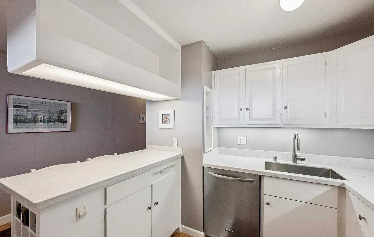 2295 Vallejo St #312 - Photo 5 of 21